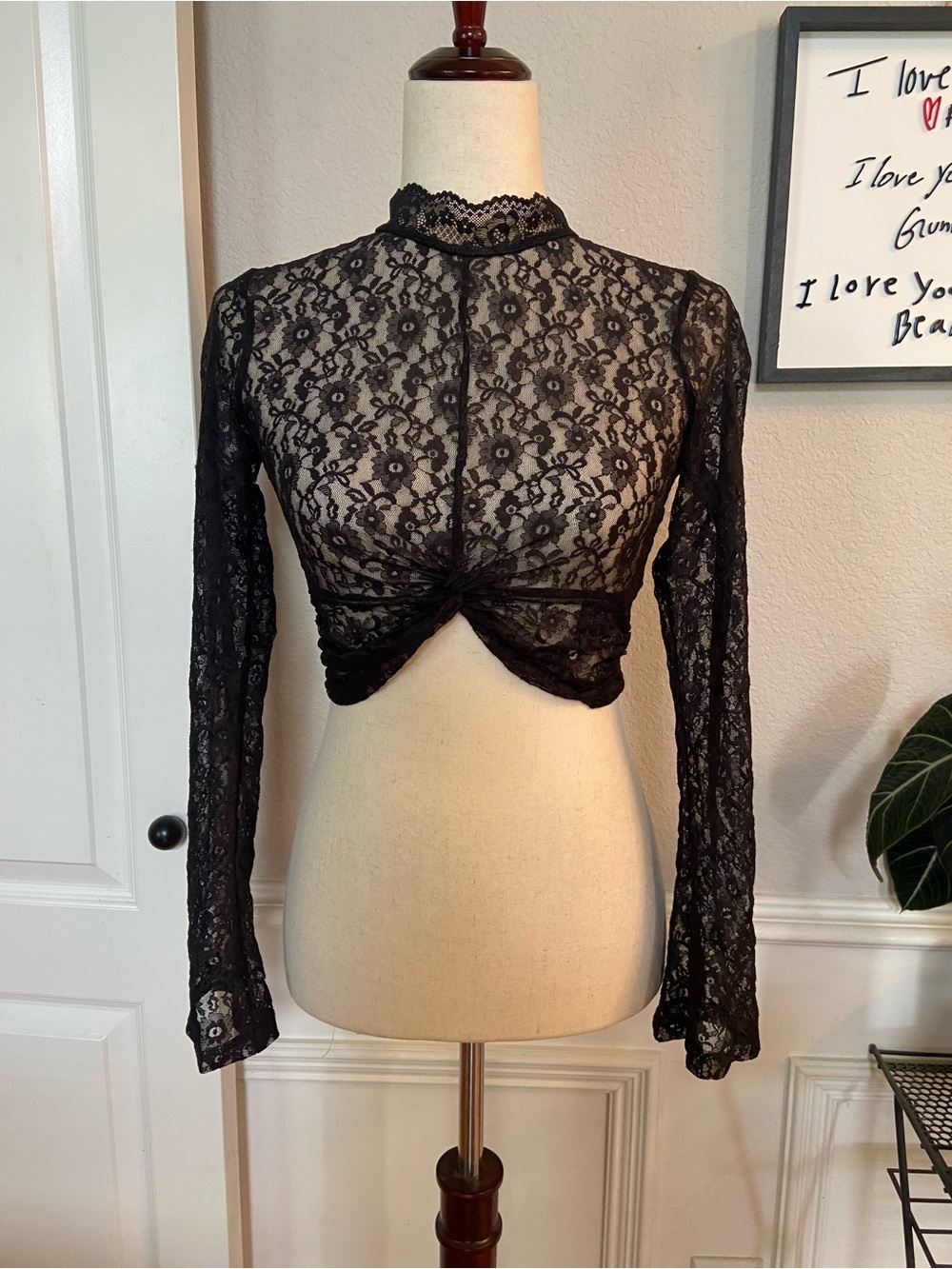Divided H&M Black Sheer Lace Twist-Front Crop Top size small